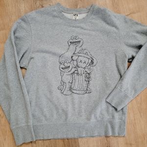 KAWS X uniqlo Sweatshirt Sesame Street
